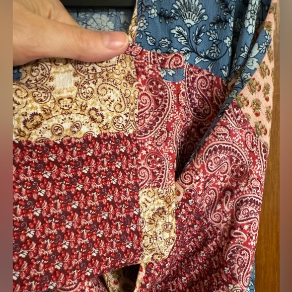 Bohemian style flowy top by Cotton Bleu size 1x in gently used condition - Picture 9 of 12
